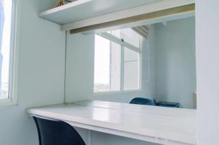 Fancy and Nice 1BR Apartment at Silkwood Residence By Travelio - 8