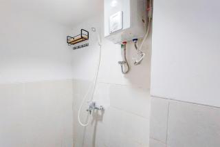 Cozy Stay Studio Urbantown Serpong Apartment By Travelio - Tangerang - 6