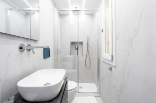 10 minuti Duomo luxury Living - Raffinatezza nel Centro Storico - 2