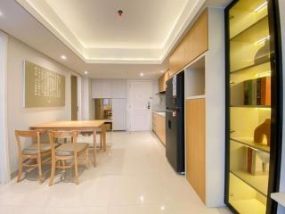 Best Deal and Strategic 2BR Marquis de Lafayette Apartment By Travelio - Semarang - 1