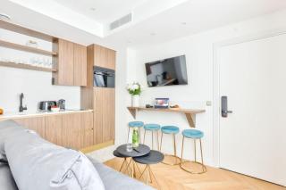 Terrace Getaway - Le Marais - with AC - 8