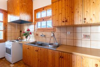 Spacious Cottage - Panoramic Sea & Mountain Views - Ano Doloi - 3