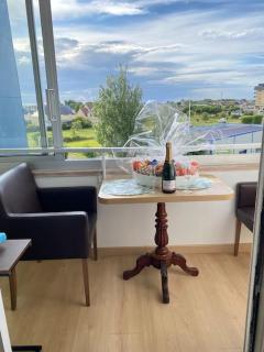 Studio avec loggia, classé 2 étoiles, situé sur le port - Courseulles-sur-Mer - 7