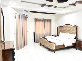 Luxury Apartment Hotel 3 Bedrooms Apartment ISB - Islamabad - 8