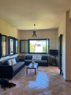 Elizabeth's Country House - Mourteri - 9