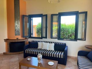 Elizabeth's Country House - Mourteri - 8