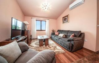 Awesome Home In Lisicic With Wifi - Lisičići - 6