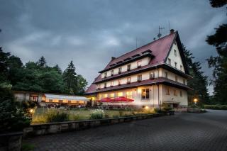 Parkhotel Skalní město - Jičín - 0