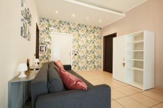 Vicky's Luxury Guesthouse by NapoliApartments - Nápoles - 6