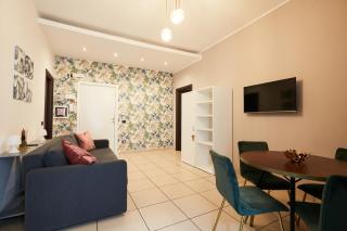 Vicky's Luxury Guesthouse by NapoliApartments - Nápoles - 0