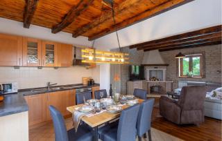 3 Bedroom Gorgeous Home In Cabrunici - 5