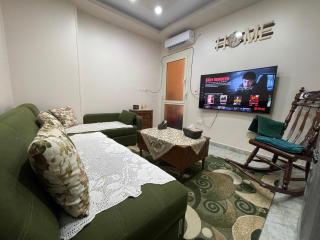 Rental Room in Apartment in Giza only Female - Il Cairo - 5