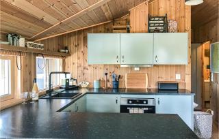 2 Bedroom Awesome Home In Espa - Ulven - 6