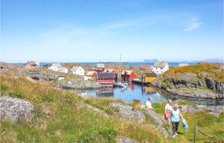 Cozy Home In Lavik With House Sea View - Lavik - 3