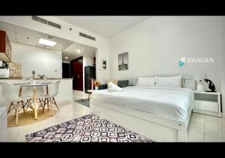 Elegant Furnished Studio in Bussiness Bay with Burj Khalifa View - 8