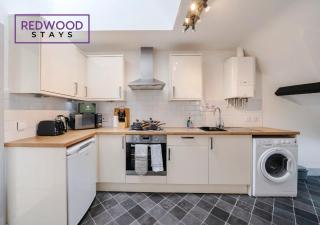 1 Bed 1 Bath Apt Contractors & Families Parking By REDWOOD STAYS - Farnborough - 9