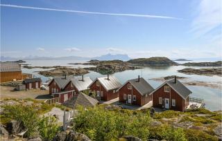 Cozy Home In Offersøy With Sauna - 1