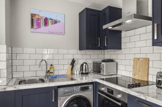 Buzzing Brighton Apartment 6 By My Getaways - Brighton & Hove - 4