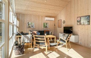 Stunning Home In Aakirkeby With Wifi - 5