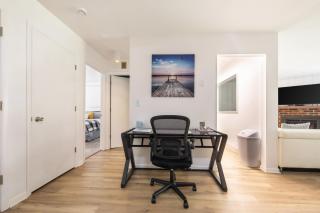 Charming 1BR Condo with Patio, Near The Lake Geneva - Lake Geneva - 7