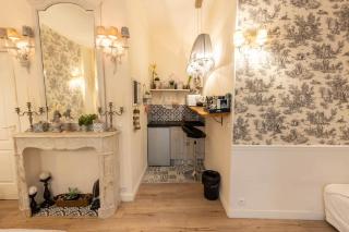 A 2 pas de la Tour Eiffel - 7