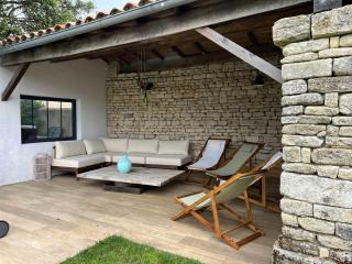 Maison Jasmin, spacieuse, avec piscine privée chauffée - Rivedoux-Plage - 8