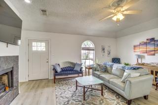 Walk to Gulfport Beach,1 Mi to Marina Lovely Home - Gulfport - 7