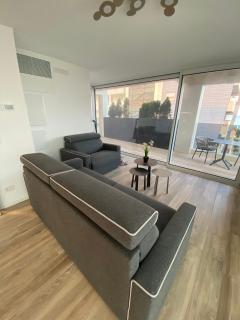 Penthouse Golden Lux - 4
