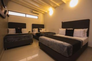 Naiot Hotel Boutique - 1