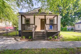 Charming Greenville Home with Yard 3 Mi to Downtown - Greenville - 8