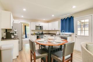 Charming Greenville Home with Yard 3 Mi to Downtown - Greenville - 5