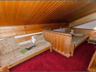 **Confortable Appartement 2 Pièces en Plein Centre, à 5 min des Pistes, Balcon Sud, 4 Pers.** - FR-1-518-7 - 5