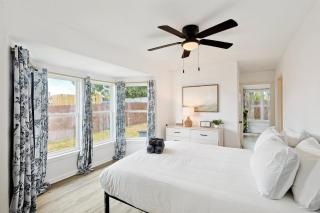 Tranquil Lakeside Escape 2 Bedrooms Patio Views - Princeton - 7