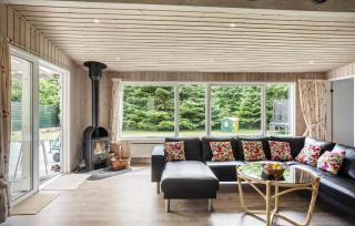 Awesome Home In Væggerløse - 8