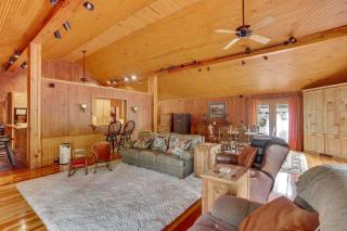 Private Walterboro Estate with Deck and Fire Pit! - Walterboro - 7