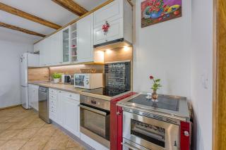 Kolpa reka "Merina hiša", bazen, savna - Gradac - 4
