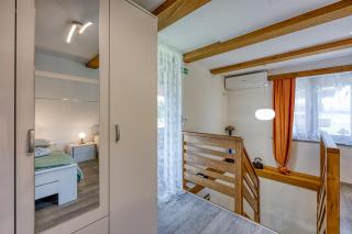 Kolpa reka "Merina hiša", bazen, savna - Gradac - 2