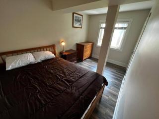 Beach Suite on Muskoka Shores - Parry Sound - 4