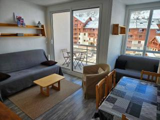 Appartement rénové au pied des pistes avec balcon et parking - FR-1-417-26 - La Toussuire - 8