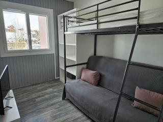Appartement rénové au pied des pistes avec balcon et parking - FR-1-417-26 - La Toussuire - 3