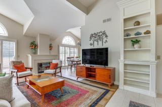 Escondido Townhome with Gas Grill and Golf Acess! - Escondido - 8