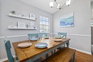 Sunshine and Serenity - Palm Harbor - 8