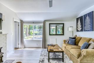 Bob's Riverfront Retreat - Brightwood - 1