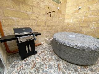 Cosy Cupid's Hideout Private Hot Tub BBQ 4kmAirport - 5