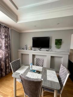 Mega Tower Apartments - Almaty - 6