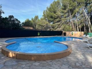 Beau studio, moderne, au calme avec piscine et parking privé dans une résidence arborée - Sanary-sur-Mer - 6