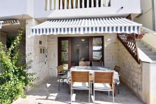 Komfortable Wohnung, nur einen Steinwurf vom Strand entfernt - Biograd na Moru - 9