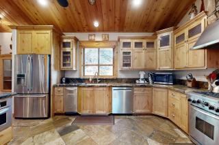 High Meadows Gem - South Lake Tahoe - 4