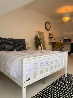 Sam’z Boutique - Sheffield - 7