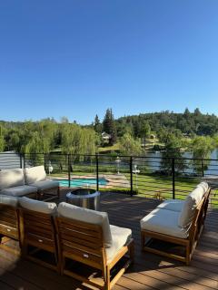 Lakefront Cottage At Lakewood - 9